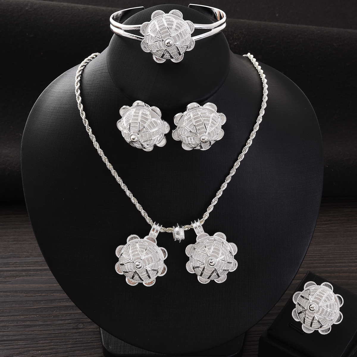 Africa Silver Color Jewelry Ac - Men Accessories In Dubai ulasan dan harga