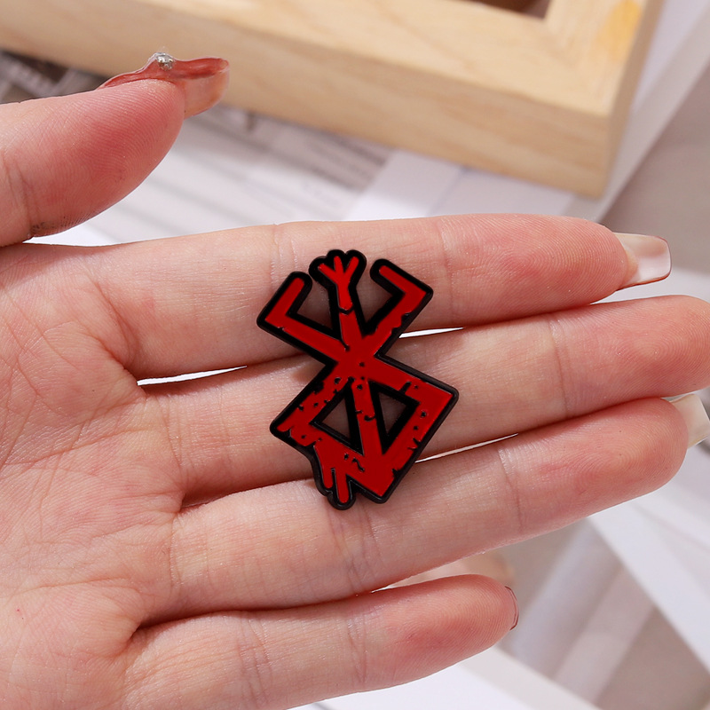 Hot Game Badge Sign Brooch Pin - Men Accessories Online ulasan dan harga